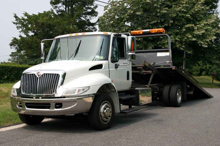 Tow Smart. Spend Less. Get Back on the Road.